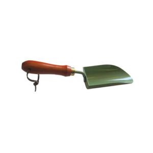GARDEN CARBON STEEL SCOOP
